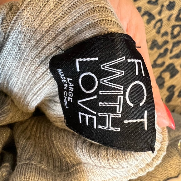 Forever 21 grey and white striped turtleneck size large - Picture 3 of 3